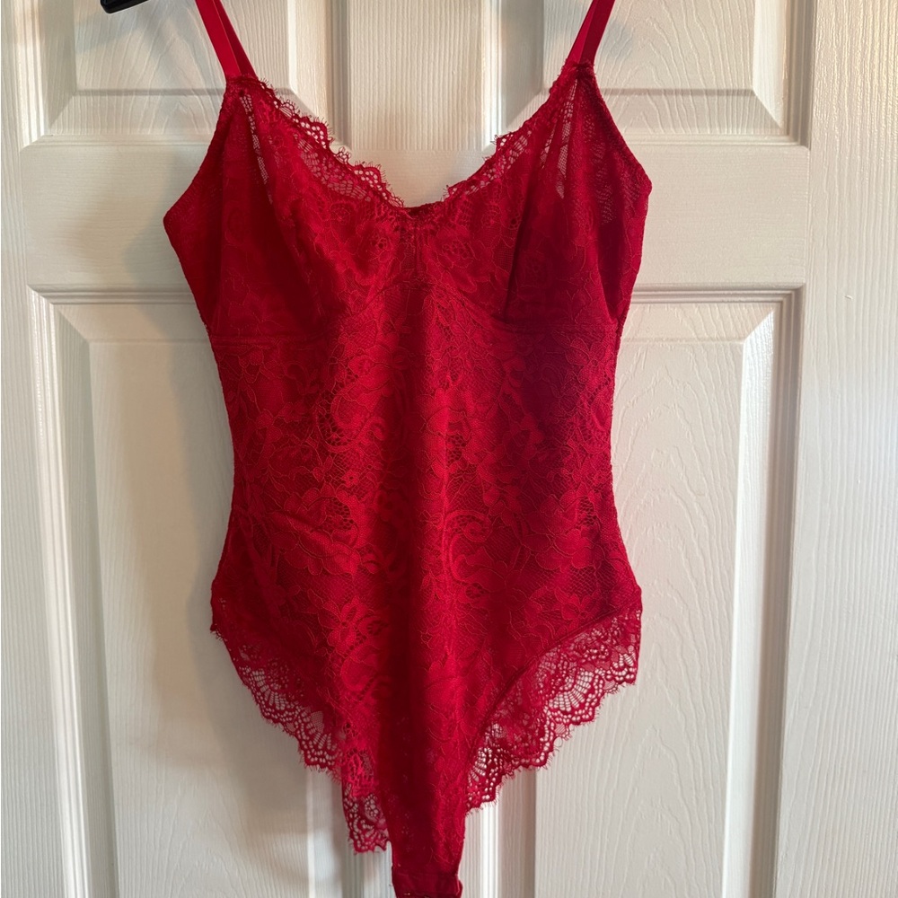 NWOT Pinsy Shaping Lace Shapewear Bodysuit in Red